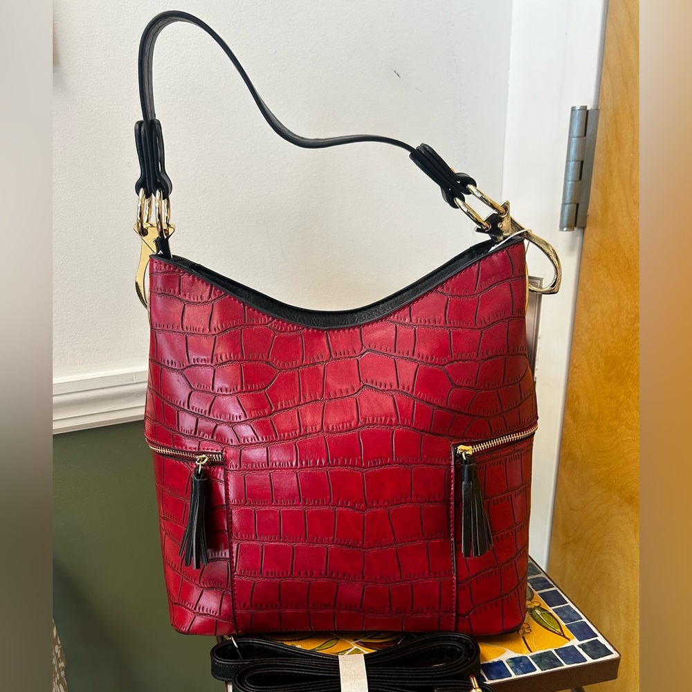 Crocodile Print Rochelle Hobo Bag by Jen & Co